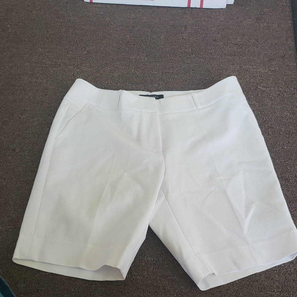 ETCETERA Women's 10 White Walking  Shorts